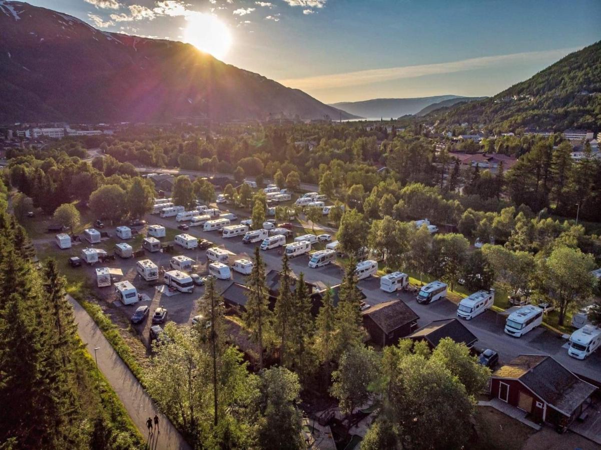 Topcamp Mosjoen - Helgeland Hotel Eksteriør billede